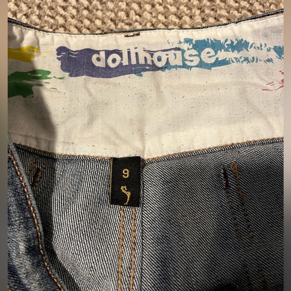 Dollhouse denim shorts size 9 - Picture 3 of 4